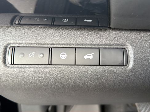 New 2026 Nissan Pathfinder SV AWD/4WD image 26