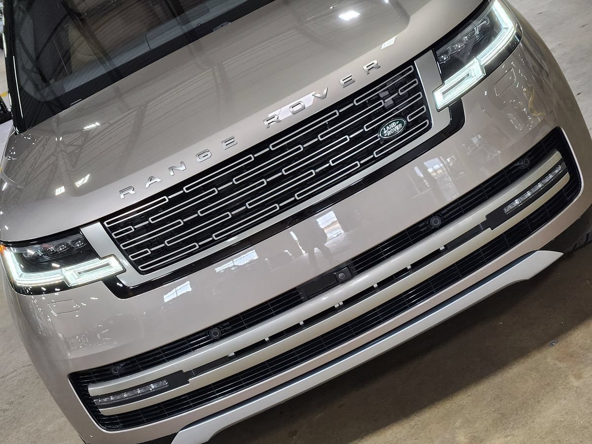 Used 2023 Land Rover Range Rover SE AWD/4WD image 19