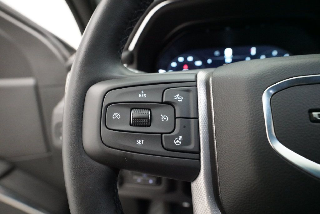 Used 2023 GMC Yukon Denali w/ Max Trailering Package AWD/4WD image 18