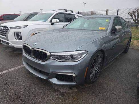 Used 2018 BMW M550i xDrive image 7