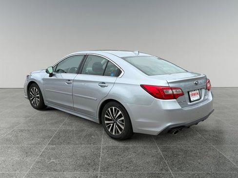 Used 2019 Subaru Legacy 2.5i Premium AWD/4WD image 3