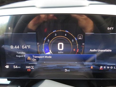 New 2025 Chevrolet Suburban Premier image 23