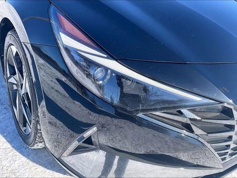 Certified 2023 Hyundai Elantra Limited image 28