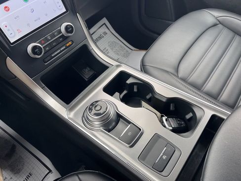 Used 2022 Ford Edge SEL w/ Convenience Package image 19