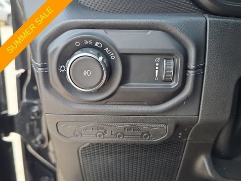 Certified 2024 Jeep Wrangler Unlimited Rubicon AWD/4WD image 21