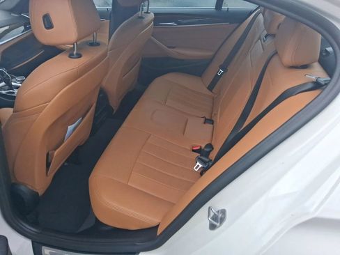 Used 2021 BMW 530i w/ Convenience Package RWD image 5