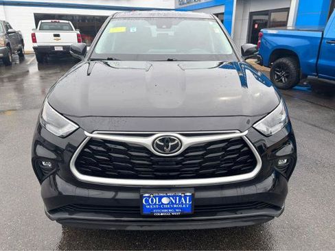 Used 2023 Toyota Highlander LE FWD image 26