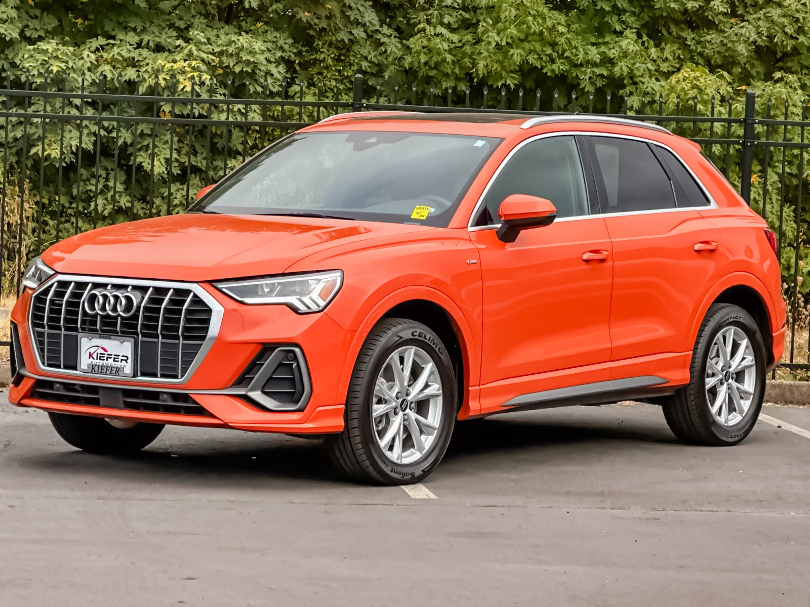 Used 2025 Audi Q3 2.0T Premium AWD/4WD image 8