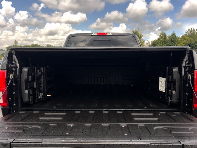 Used 2018 Ford F150 Platinum w/ Equipment Group 701A Luxury AWD/4WD image 27