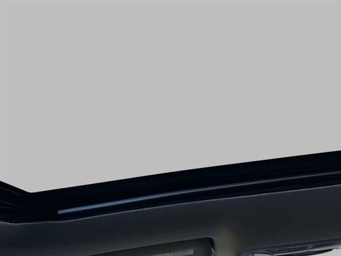 Used 2019 Toyota Highlander XLE image 32