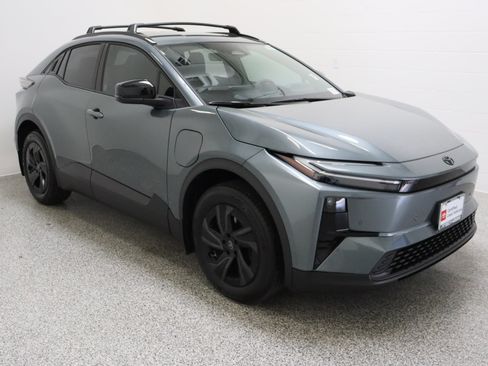 Certified 2026 Toyota C-HR AWD/4WD image 4