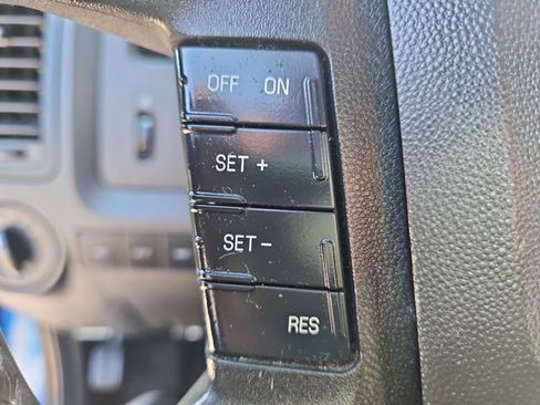 Used 2011 Ford Escape XLT w/ 202A Rapid Spec Order Code AWD/4WD image 24