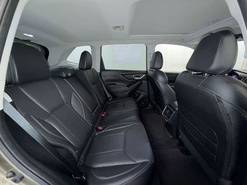 Used 2023 Subaru Forester Touring AWD/4WD image 16