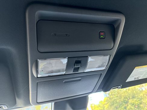 New 2026 Nissan Frontier SV w/ Tow Package image 32