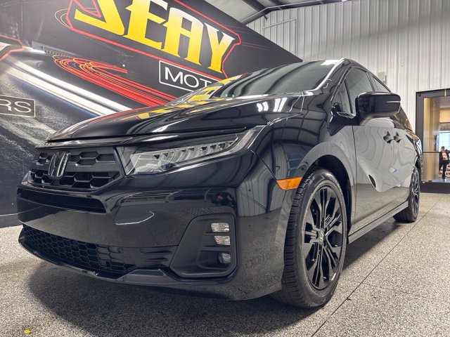 Used 2025 Honda Odyssey Sport-L image 2