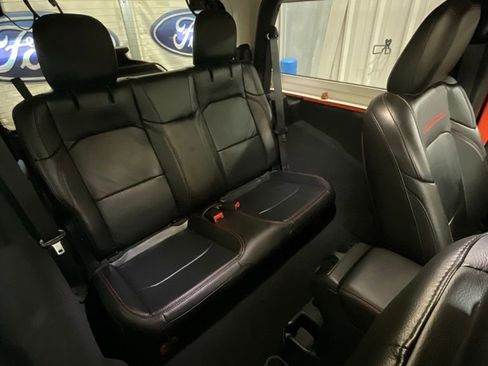 Used 2023 Jeep Wrangler Rubicon w/ LED Lighting Group AWD/4WD image 12
