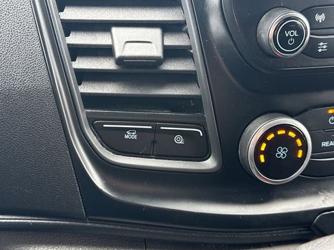 Used 2024 Ford Transit 250 Low Roof w/ Exterior Upgrade Package image 40