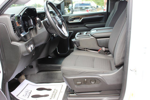 Used 2024 GMC Sierra 3500 SLE w/ SLE Convenience Package AWD/4WD image 10