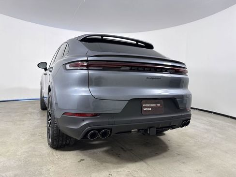 New 2026 Porsche Cayenne Coupe AWD/4WD image 20