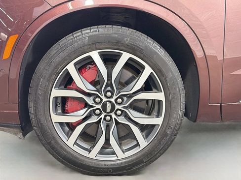 Used 2022 Cadillac XT6 Sport w/ Technology Package AWD/4WD image 34