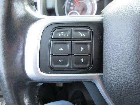 Used 2019 RAM 2500 Big Horn AWD/4WD image 28