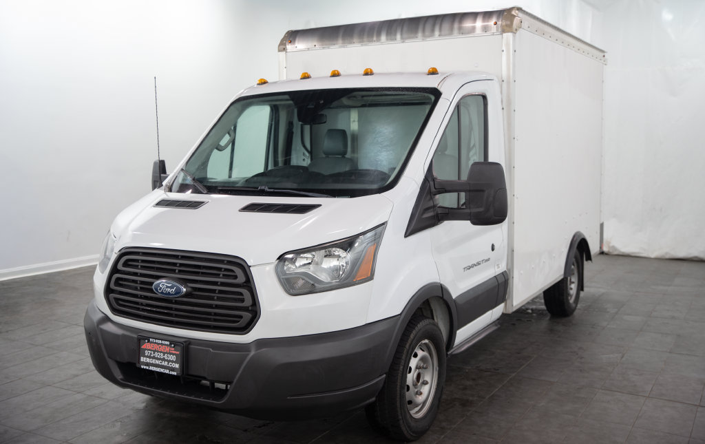 Used 2017 Ford Transit 250 138 RWD image 4