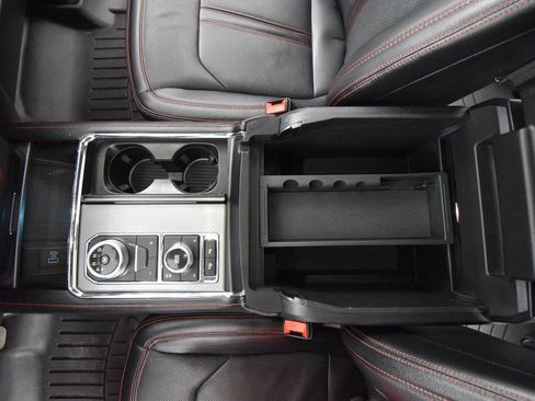 Used 2021 Ford Expedition Max Limited AWD/4WD image 28