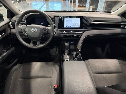 Used 2025 Toyota Camry LE FWD image 10