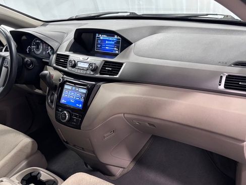 Used 2014 Honda Odyssey EX image 17