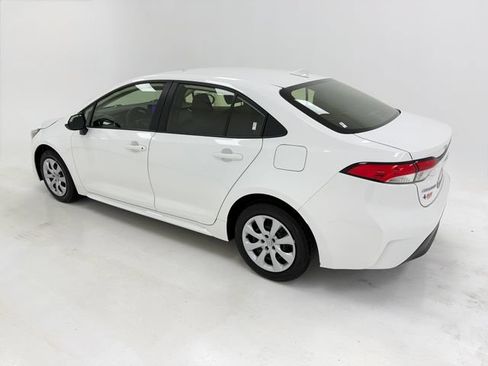 Used 2024 Toyota Corolla LE FWD image 37