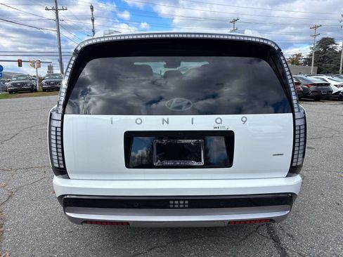 New 2026 Hyundai Ioniq 9 SEL AWD/4WD image 3
