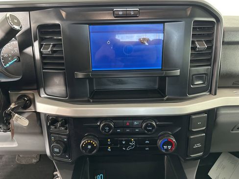 Used 2025 Ford F250 XLT w/ FX4 Off-Road Package image 18