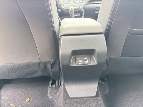 New 2026 Subaru Crosstrek 2.0i Premium AWD/4WD image 17