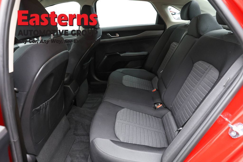 Used 2025 Kia K5 LXS FWD image 21