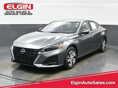Used 2025 Nissan Altima 2.5 S image 1