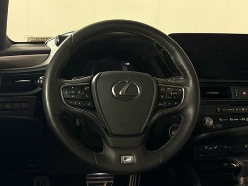Certified 2022 Lexus ES 350 F Sport image 24