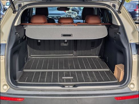 Used 2024 MAZDA CX-50 Meridian Edition w/ Apex Package image 20