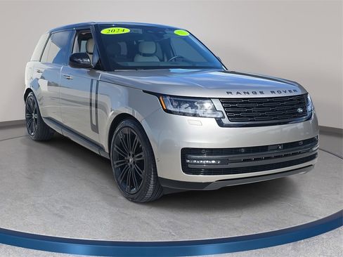 Certified 2024 Land Rover Range Rover Long Wheelbase SE image 3
