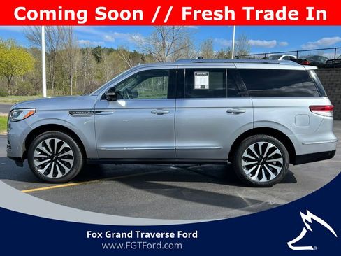 Used 2023 Lincoln Navigator Reserve w/ Equipment Group 201A AWD/4WD image 47
