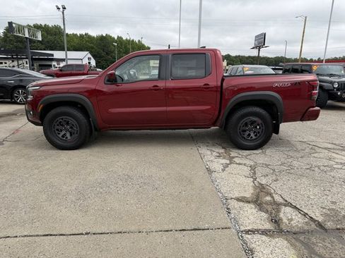 Used 2025 Nissan Frontier PRO-4X w/ Pro Premium Package AWD/4WD image 6