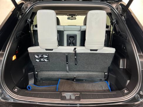 Used 2024 Mitsubishi Outlander 4WD Plug-In Hybrid image 23