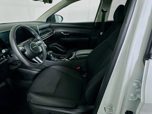 Used 2025 Hyundai Tucson SEL FWD image 13