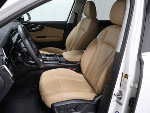 Used 2023 Audi Q7 2.0T Premium w/ Convenience Package AWD/4WD image 5
