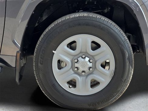 Used 2024 Toyota Tundra SR image 10