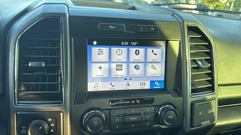 Used 2019 Ford F150 XLT w/ Equipment Group 302A Luxury AWD/4WD image 21