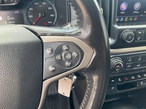 Used 2020 Chevrolet Colorado Z71 AWD/4WD image 11