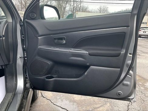 Used 2022 Mitsubishi Outlander Sport ES image 23