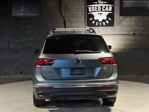 Used 2022 Volkswagen Tiguan SE image 4
