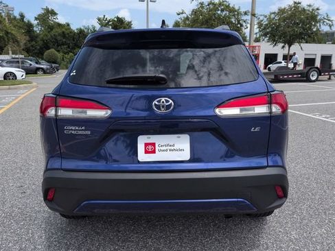 Certified 2025 Toyota Corolla Cross LE FWD image 5