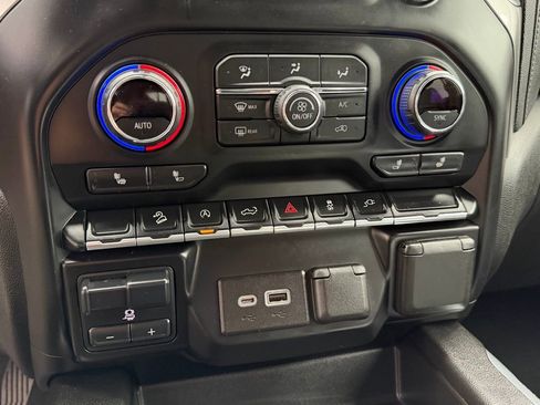 Used 2021 Chevrolet Silverado 1500 LT Trail Boss image 27